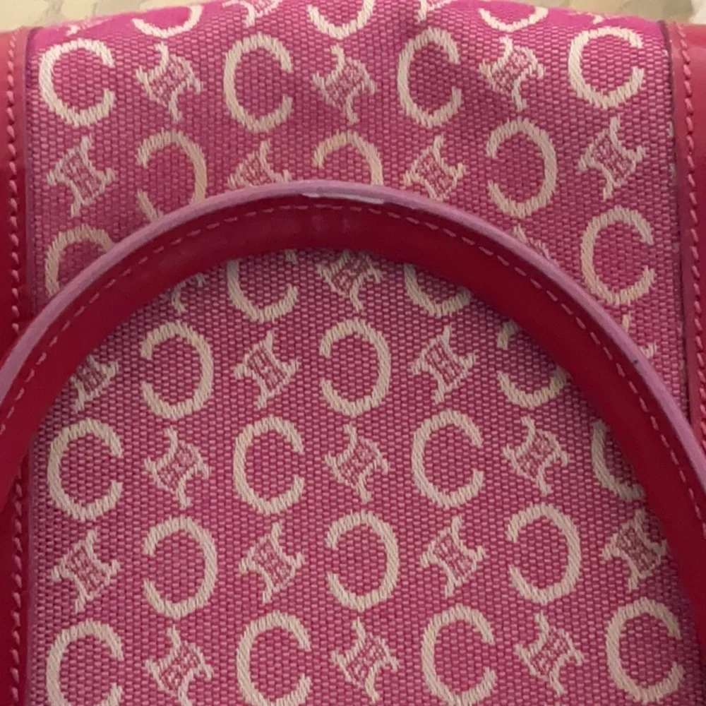 Celine
Vintage Canvas Macadam Bag Small EUC - Picture 13 of 16